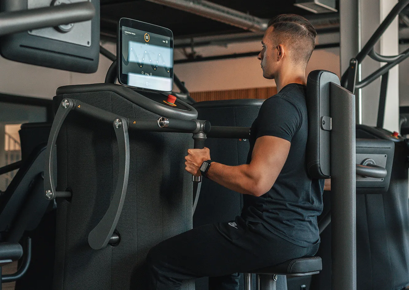 Stark. Fit. Motus.<br/>Dein Training. Deine Energie.